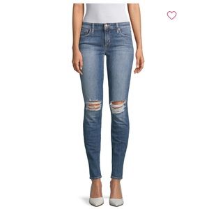 NWT Joe’s Jeans - The Icon Distressed Skinny Jeans